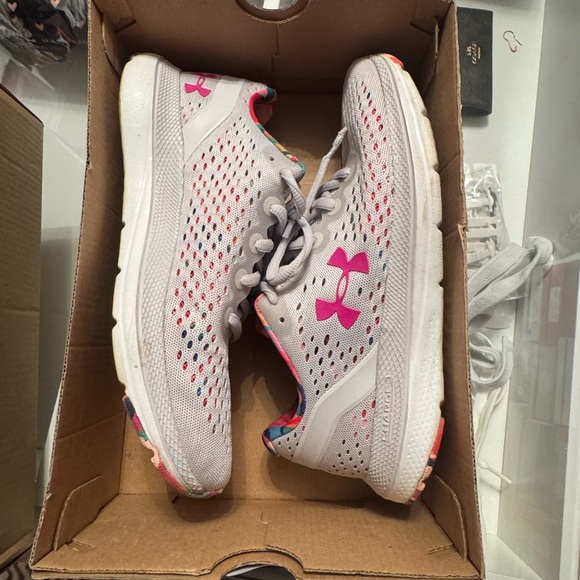Under Armour Womens Gray and Pink Sneakers rainbow of color under grey - Picture 1 of 7